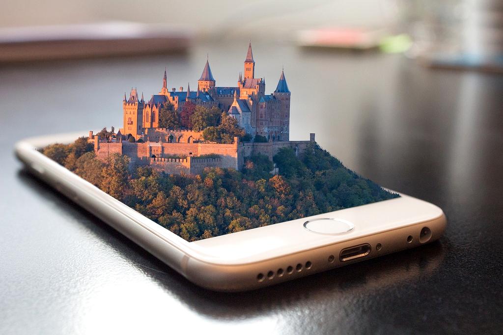 Ekologiczny smartfon wykonany z materiałów z recyklingu