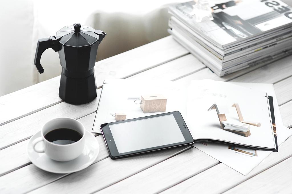 Tablet joraxui Lite z kompaktowym designem